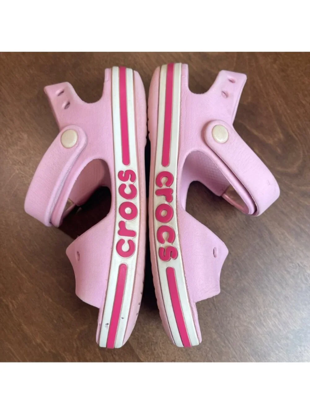 CROCS Crocband Sandals Big Kids Size 1 Pink Waterproof Open Toe Adjustable Strap